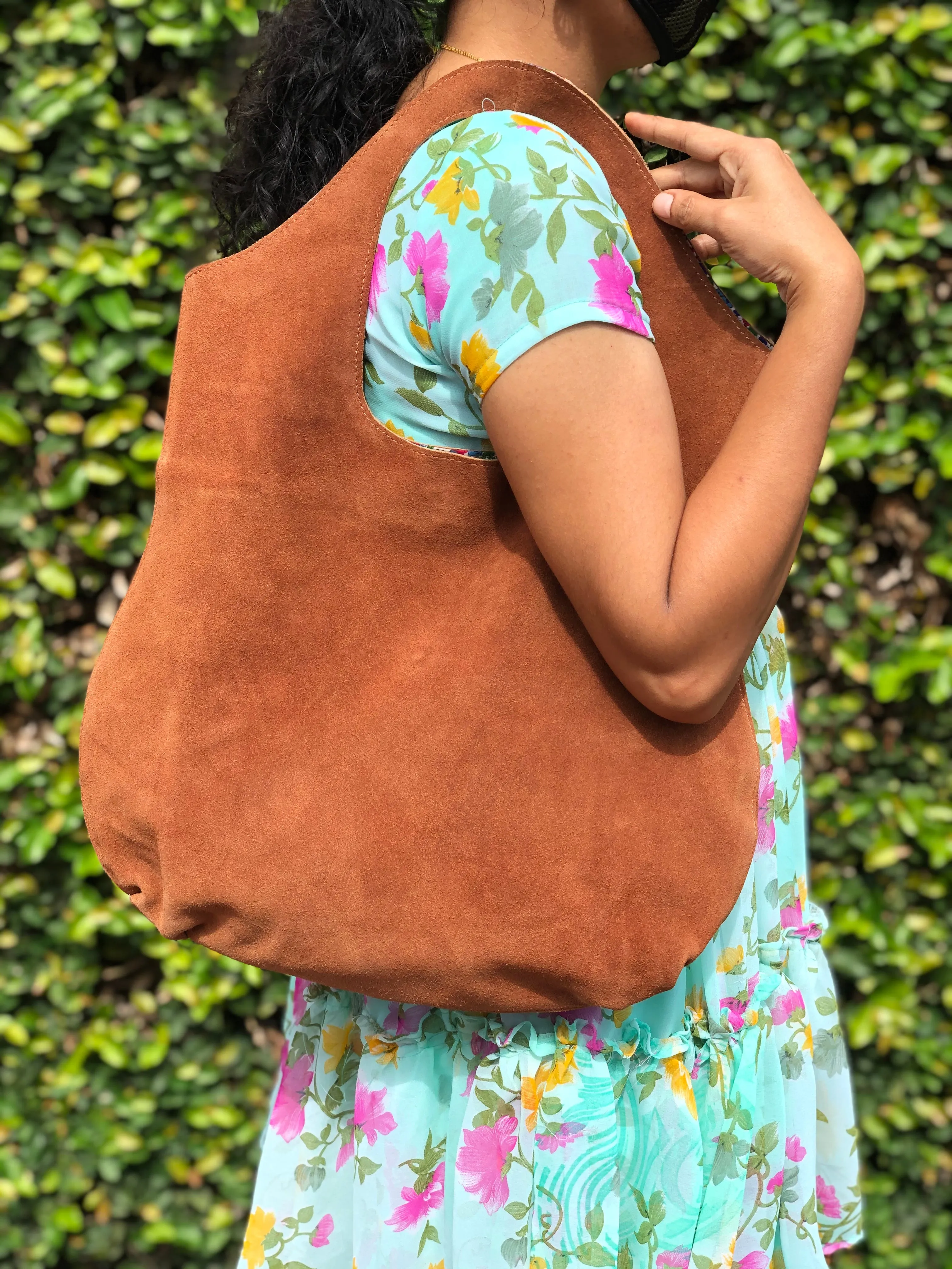 Fernweh Suede Tote