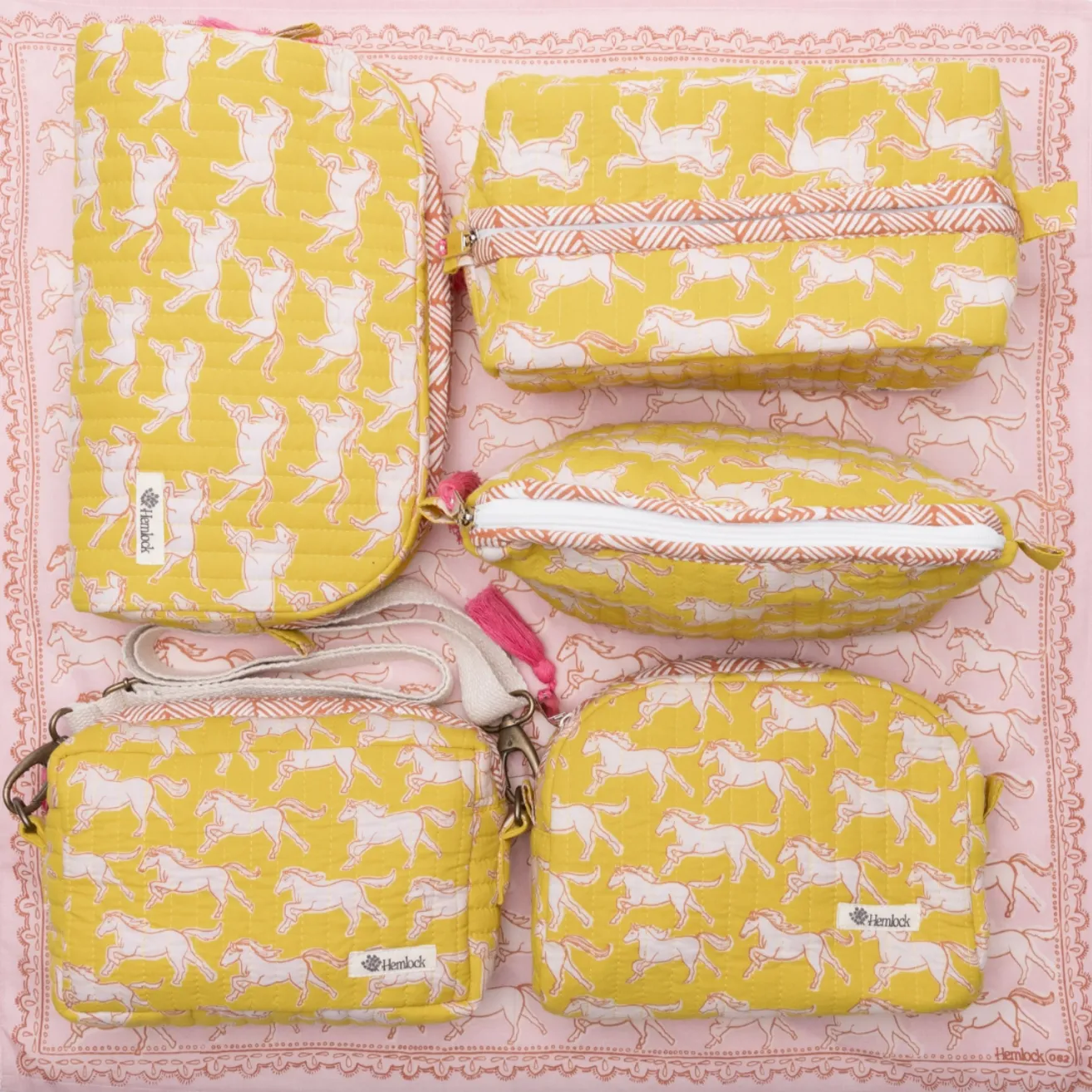 Handker Quilted Zipper Pouch: Yellow Horses