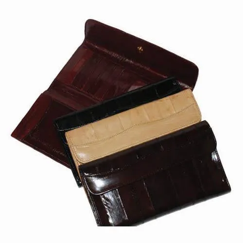 Ladies' Wallets E 2575