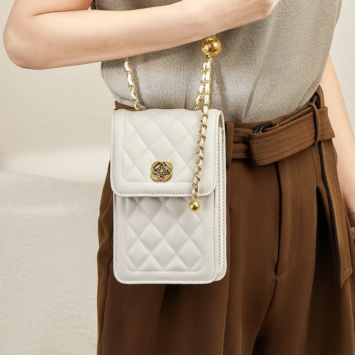 White Quilted Leather Chain Strap Bag